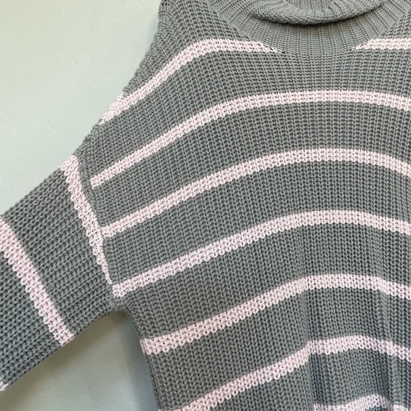 New Caslon Shaker Mock Neck Sweater In Grey- Pink Stripe - Picture 3 of 8